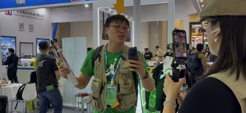 行業(yè)大咖現(xiàn)場打卡